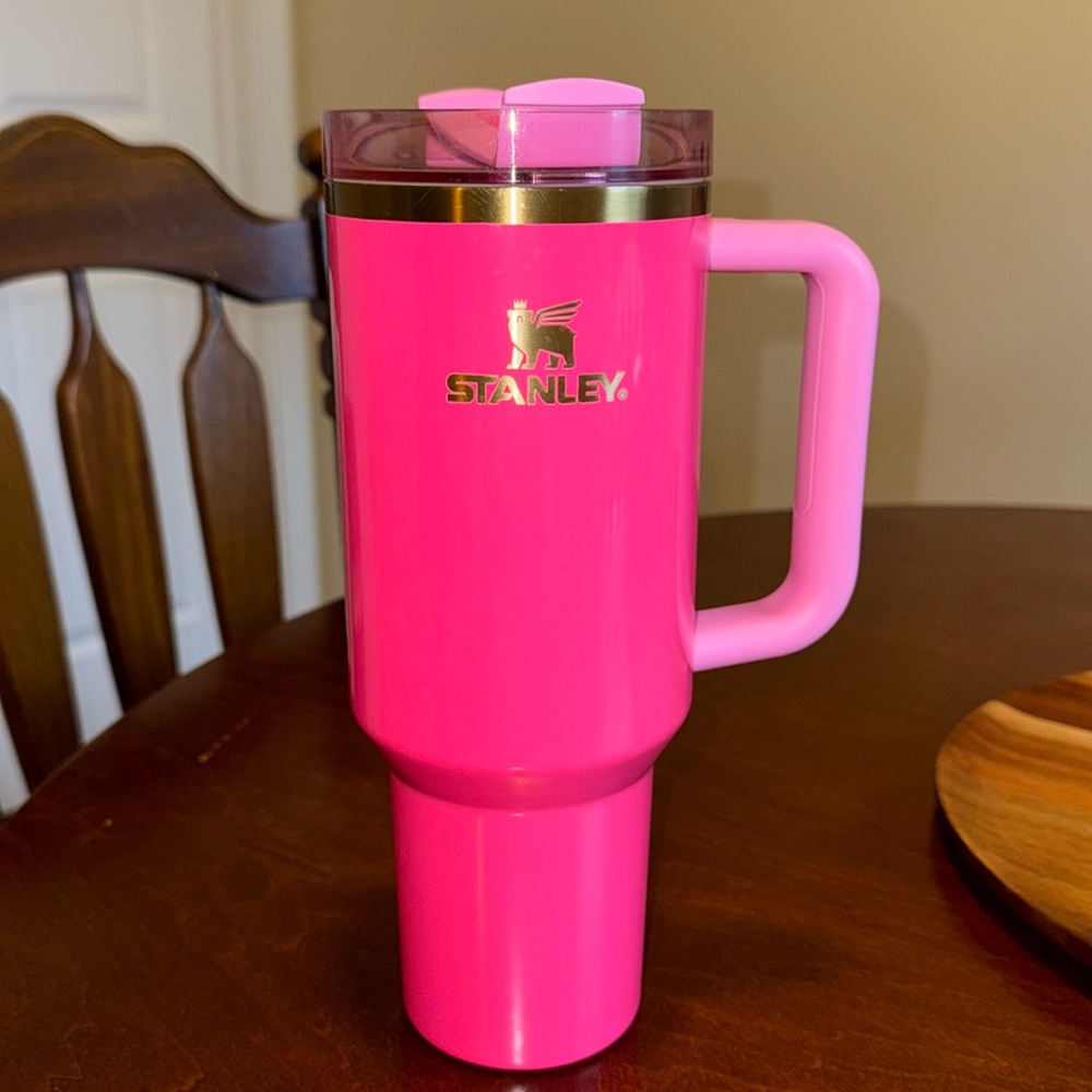 40 oz Stanley tumbler